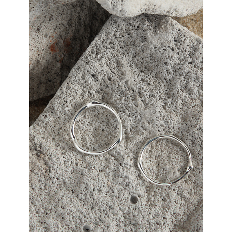 F.I.N.S Minimalist Versatile R - Minimalist Ring Stackable 评论和价格