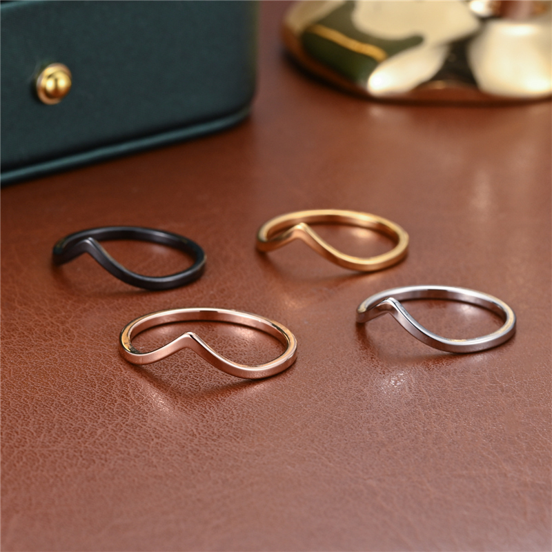 Minimalist Irregular Chevron V - Minimalist Ring Stackable 评论和价格