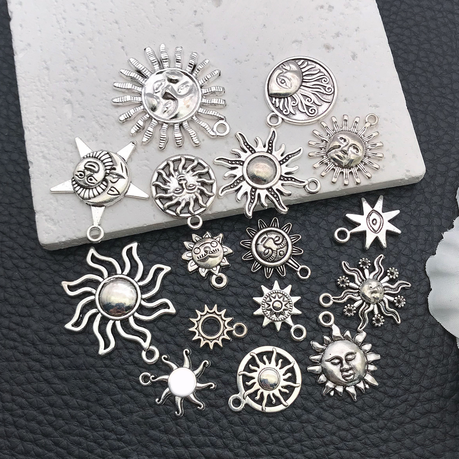 16/20pcs Antique Silver Celest - Moon Star Earrings 评论和价格