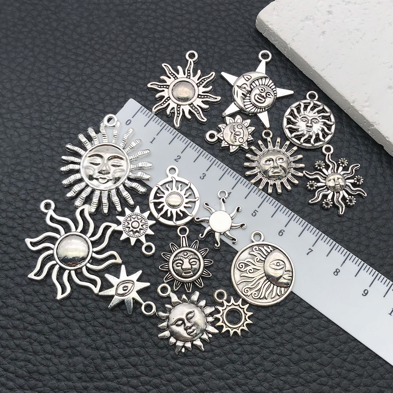 16/20pcs Antique Silver Celest - Moon Star Earrings 评论和价格