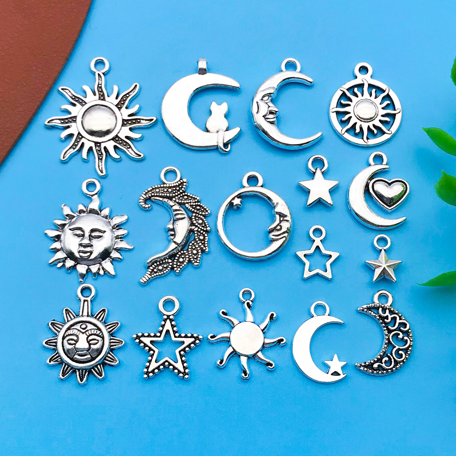16pcs Alloy Silverly Sun Star  - Moon Star Earrings 评论和价格